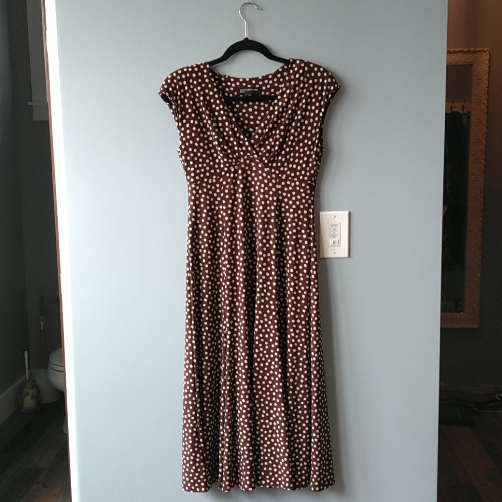Jones New York Brown polka dot tea length dress